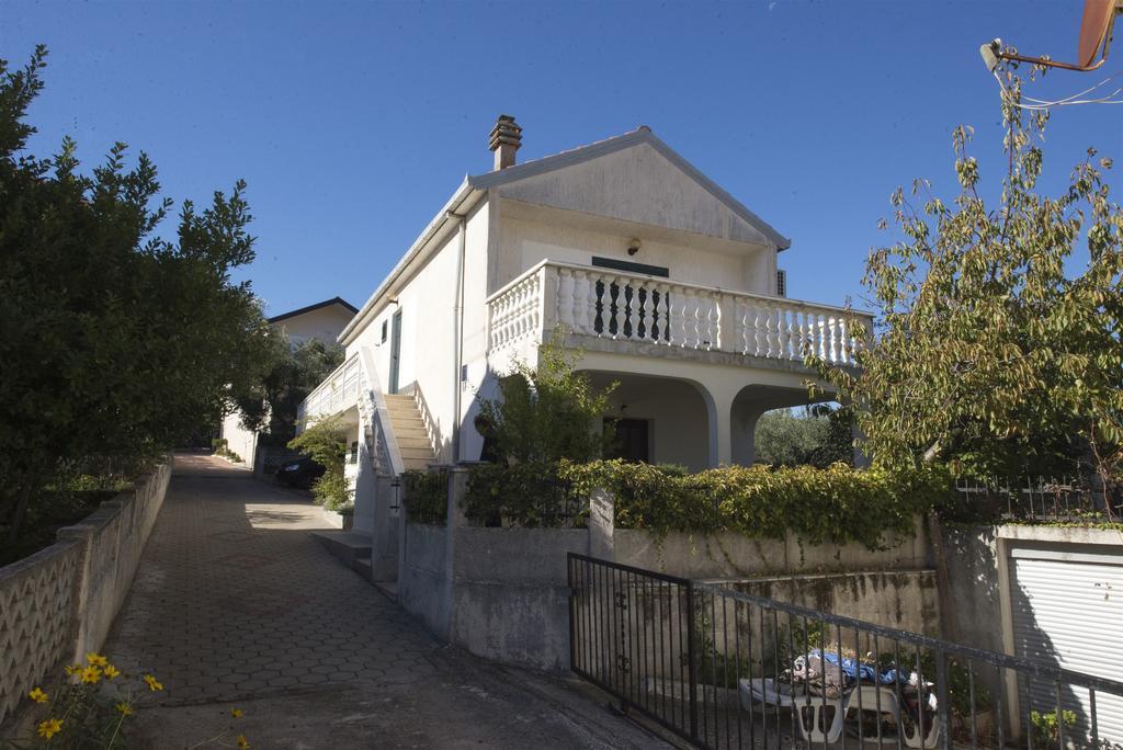 Apartment Jure Slatine Exterior foto